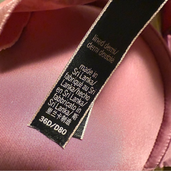 Victorias Secret purple satin perfect coverage seamless underwire bra - Picture 8 of 9